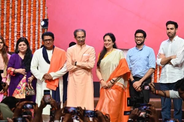 Raj Thackeray and Uddhav Thackeray, along with their families, at a joint rally in Mumbai | Amey Mansabdar