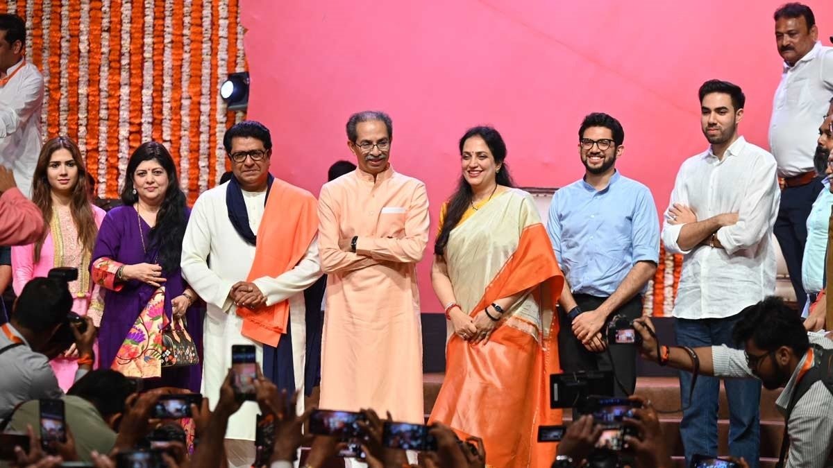 Raj Thackeray and Uddhav Thackeray, along with their families, at a joint rally in Mumbai | Amey Mansabdar