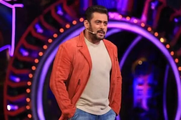 Bigg Boss 19 begins: 16 contestants made a great start, the competition will be exciting