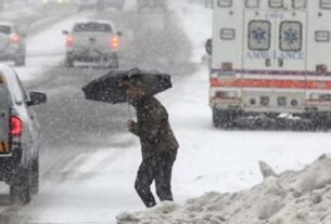 Record-Breaking Cold in the United States; Heavy Snowfall Disrupts Daily Life, Making It Difficult to Step Outside