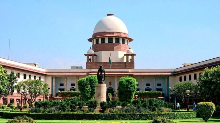 IMG_Suprem_Court_3_1_2MFJ3838
