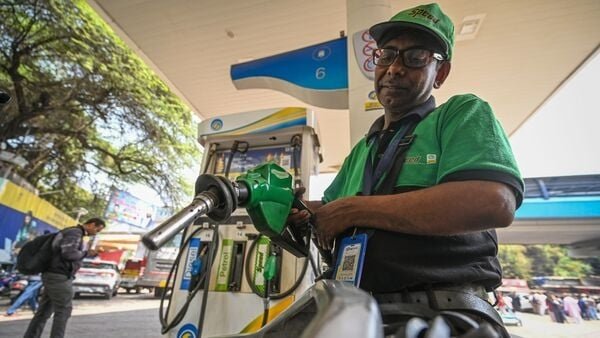 Petrol-Crises-10_1778987370838_1778987412498_d6c34cbb-3230-42e9-8205-dbce15e95f3b_1783272596784_ec4bc989-ec6c-4dfb-b2f2-04688a063c0f